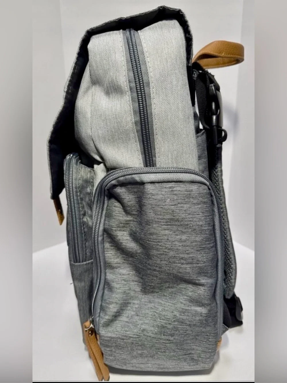 iPack Baby BagTwo-Tone Grey Baby Bag with Tan Accents